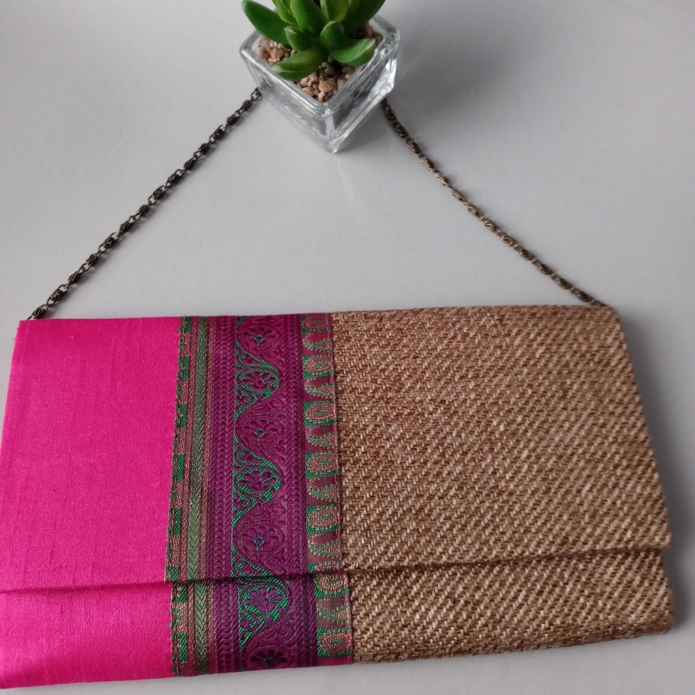 Boho Hand Bag Sunbeams  color pink canvas by India, Pre owned exelente condition